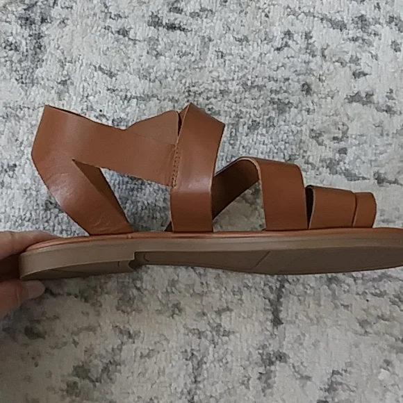 FRANCO SARTO | strappy buckle sandals | faux leather | brown | 8.5 - Picture 5 of 8